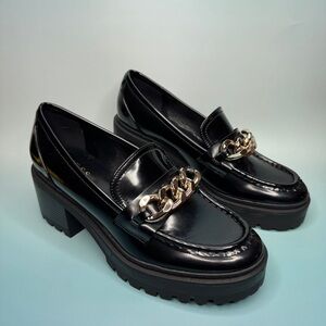 Black faux-leather Guess Hillford Lug Sole Loafers size 10M